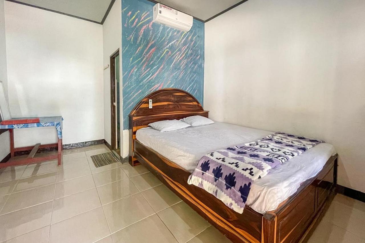 Ekas Beach Guesthouse Mitra Reddoorz Buitenkant foto